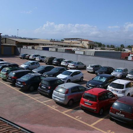 Etna Parking Hotel Catania Bagian luar foto